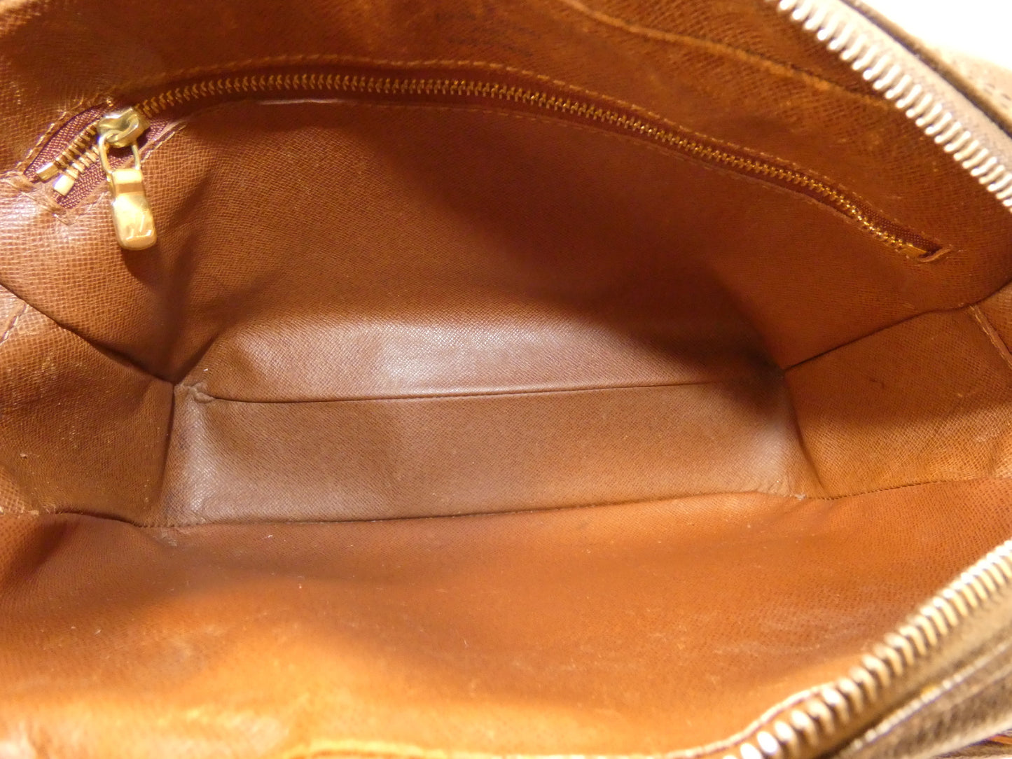 LOUIS VUITTON Nile Monogram Shoulder Bag