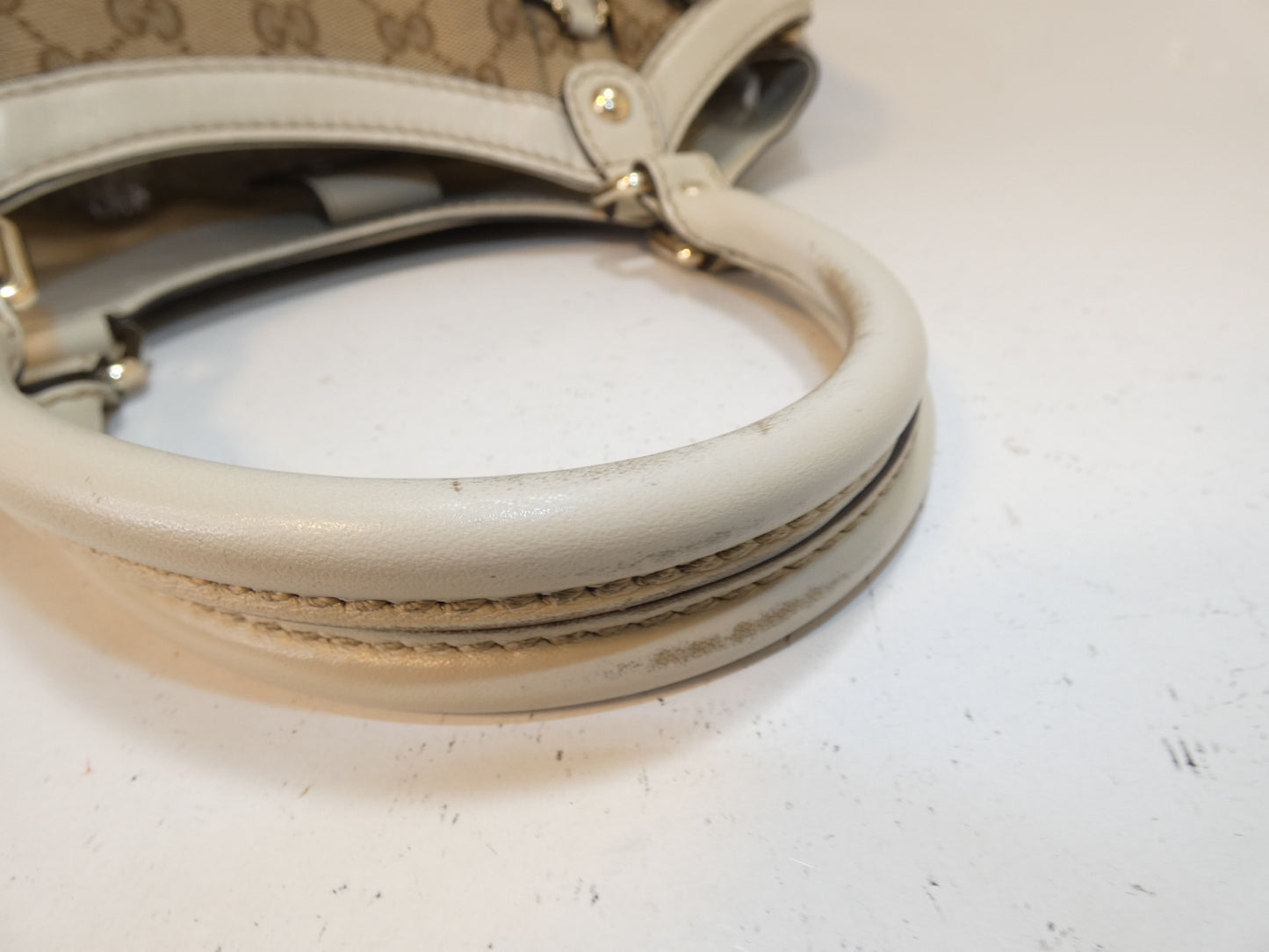 GUCCI Sukey GG Canvas Handbag