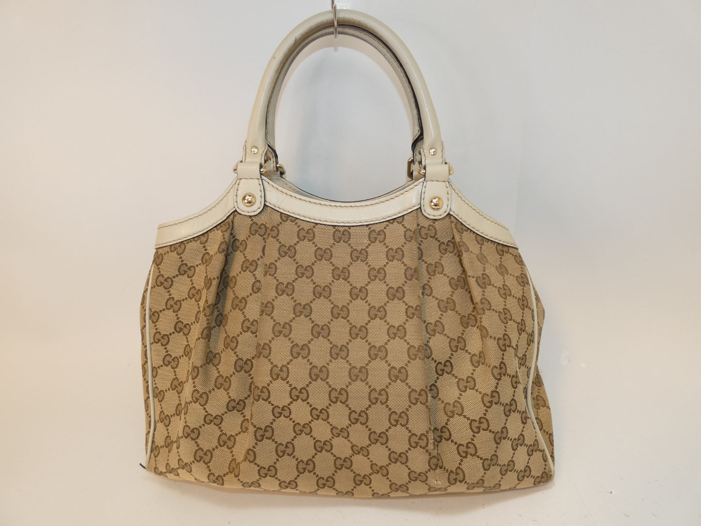 GUCCI Sukey GG Canvas Handbag