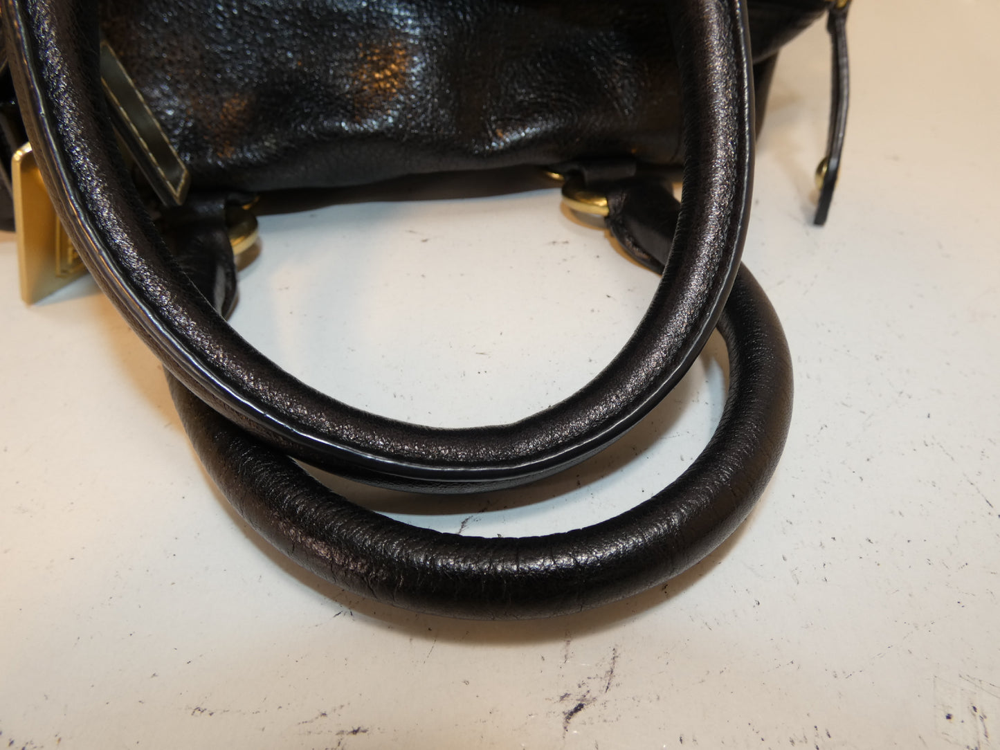 COACH 2-way black leather hand/shoulder bag