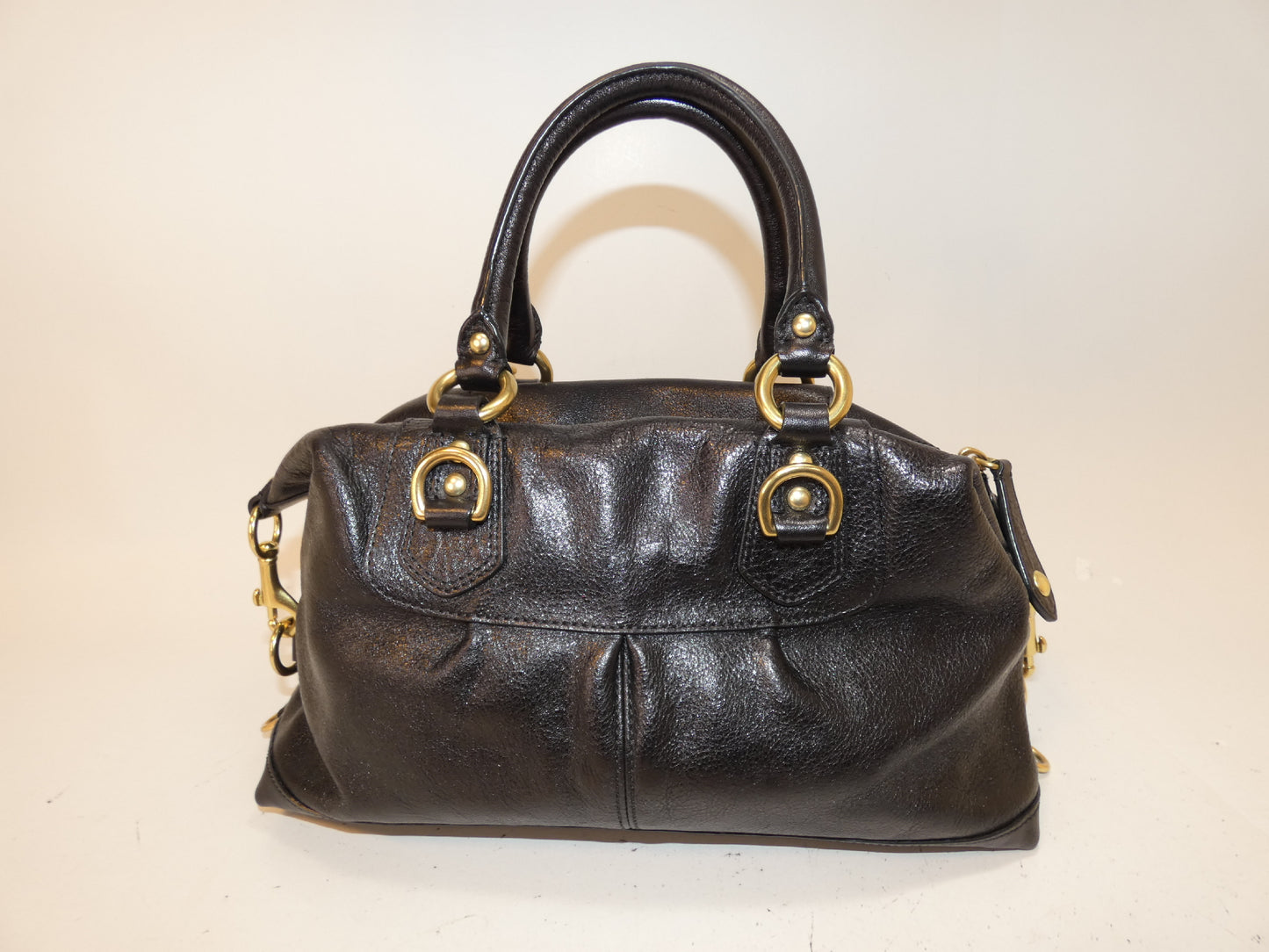 COACH 2-way black leather hand/shoulder bag
