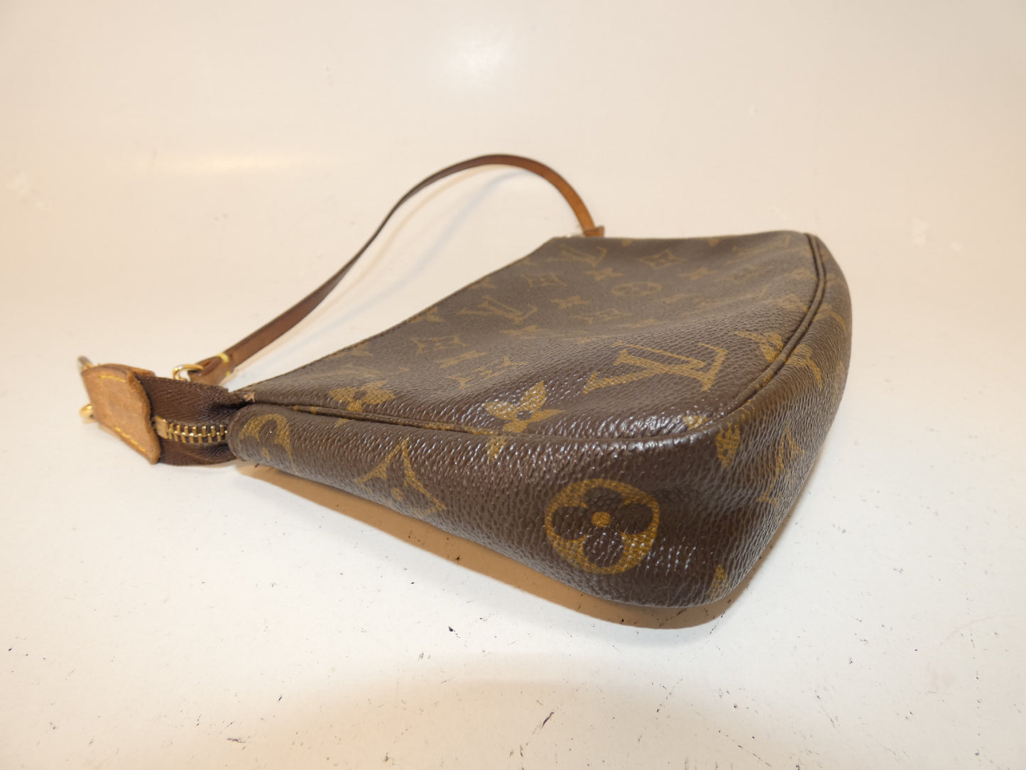 LOUIS VUITTON Accessory Monogram Pouch Hand Pouch