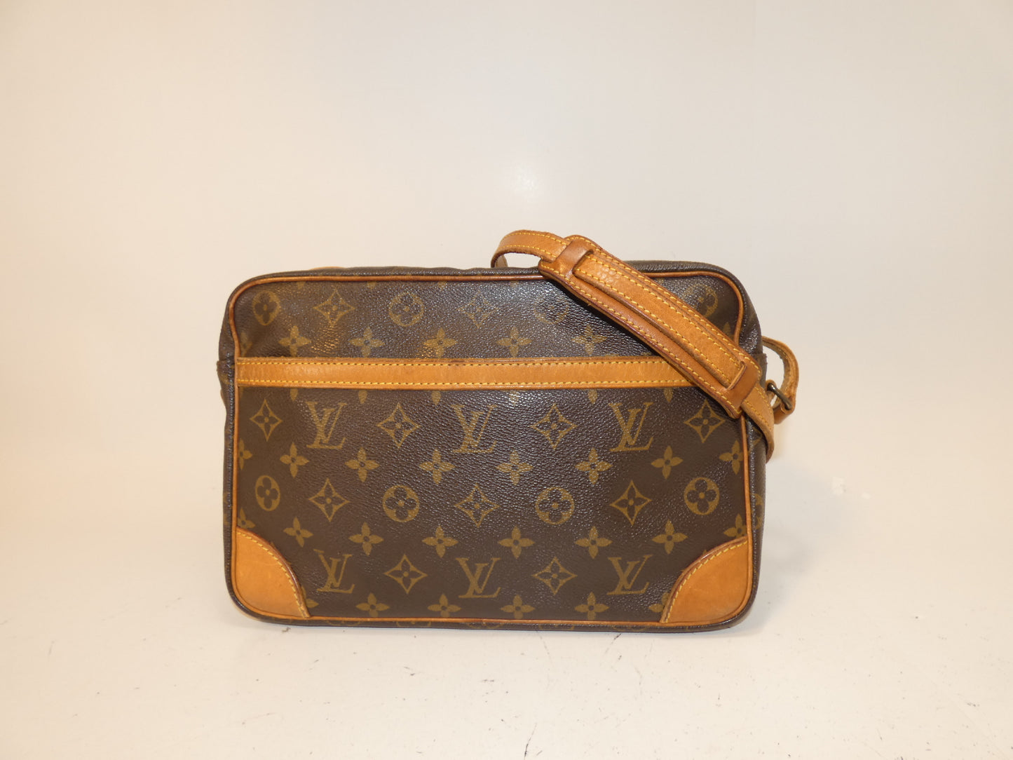 LOUIS VUITTON Trocadero Monogram Shoulder Bag