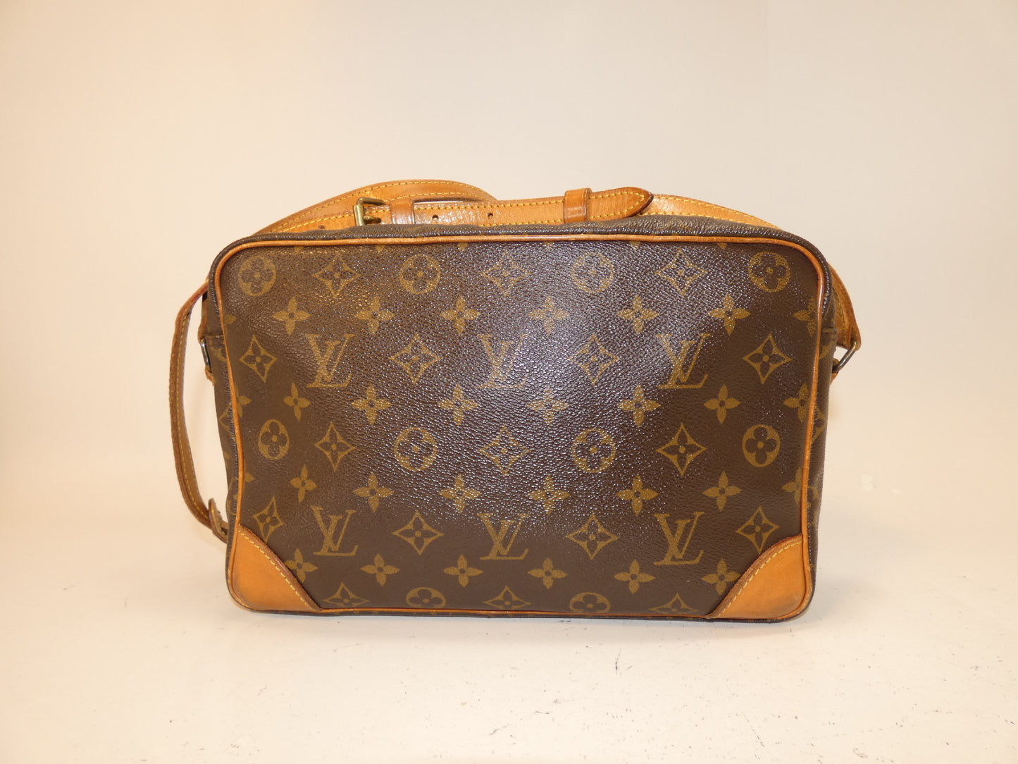 LOUIS VUITTON Trocadero Monogram Shoulder Bag