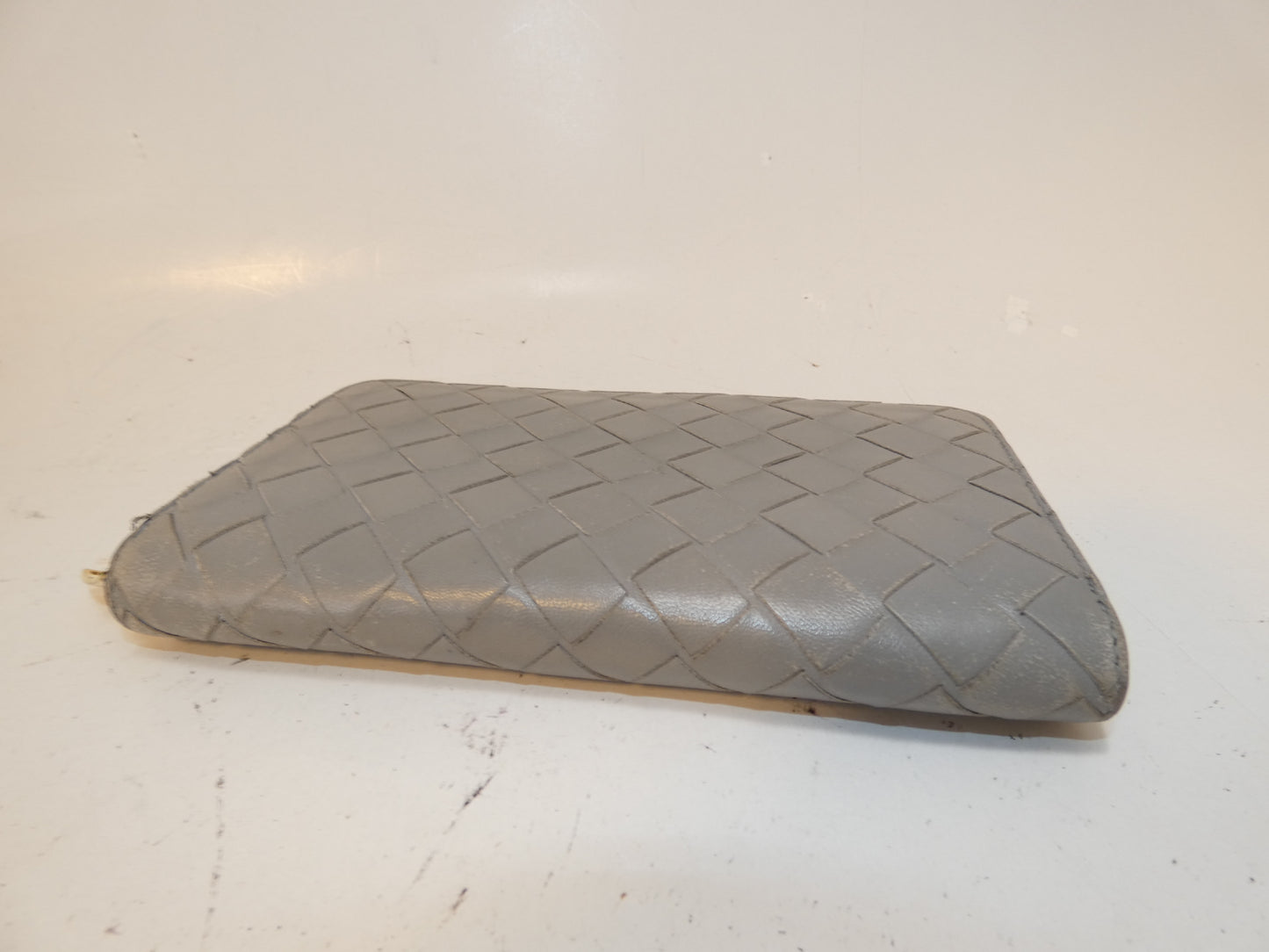 BOTTEGA VENETA Intrecciato Round Zip Long Wallet Gray