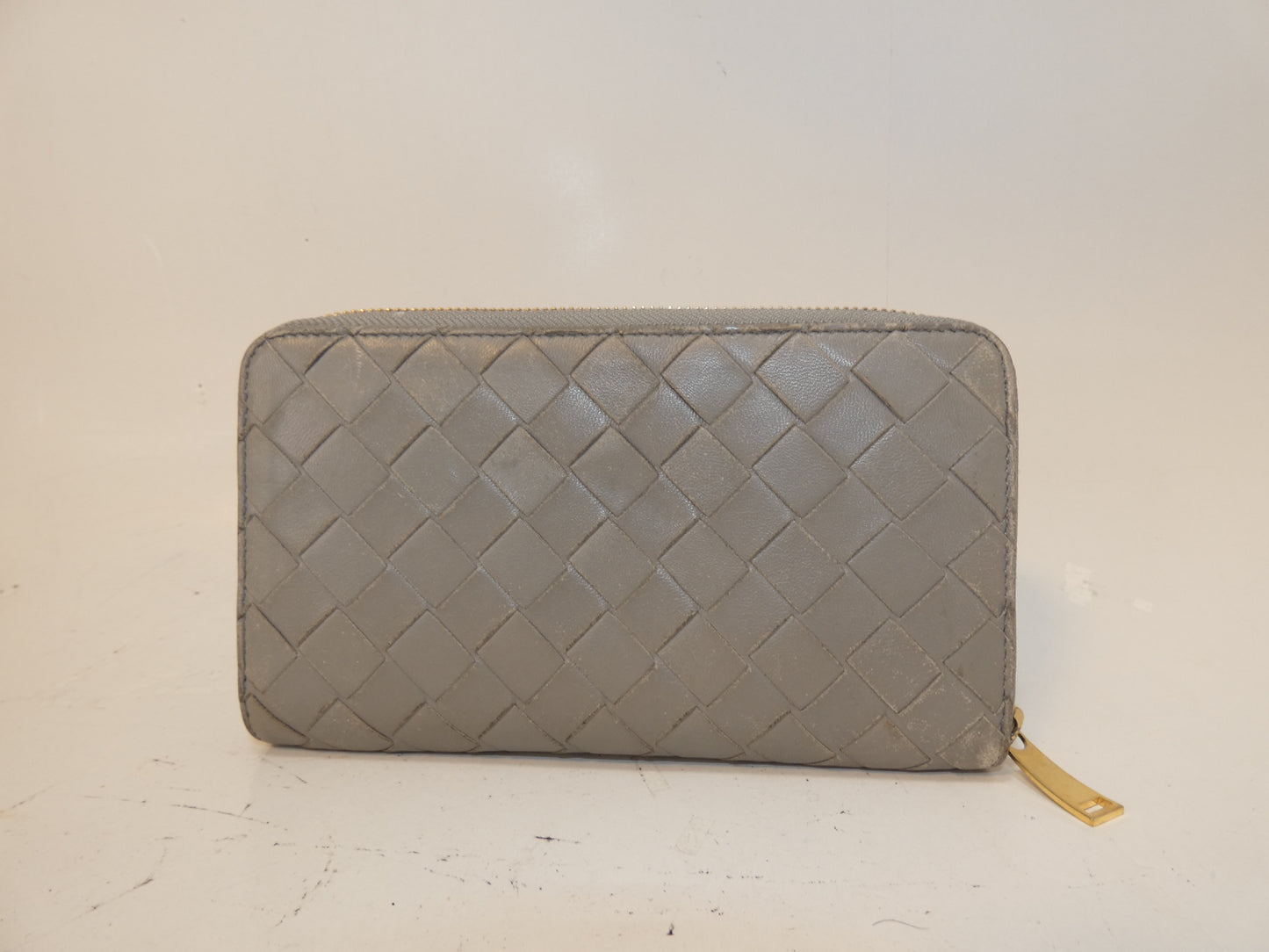 BOTTEGA VENETA Intrecciato Round Zip Long Wallet Gray