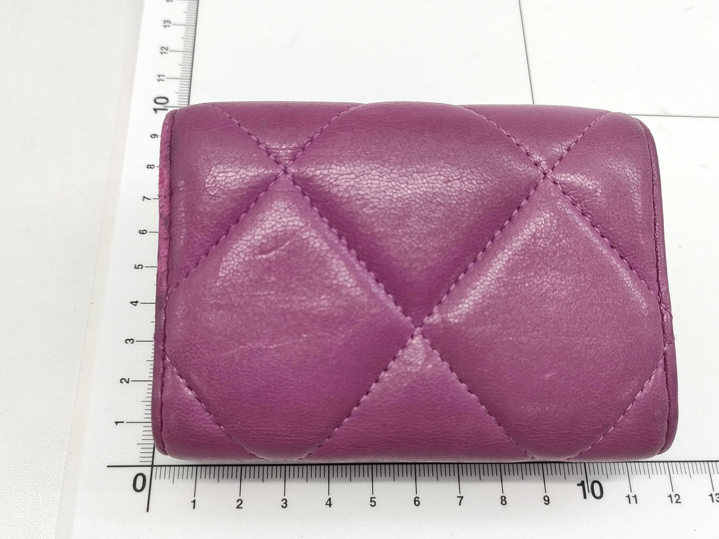 CHANEL Compact Wallet Chanel 19 Purple Lambskin with Disneuf Gold Hardware, 30 Series