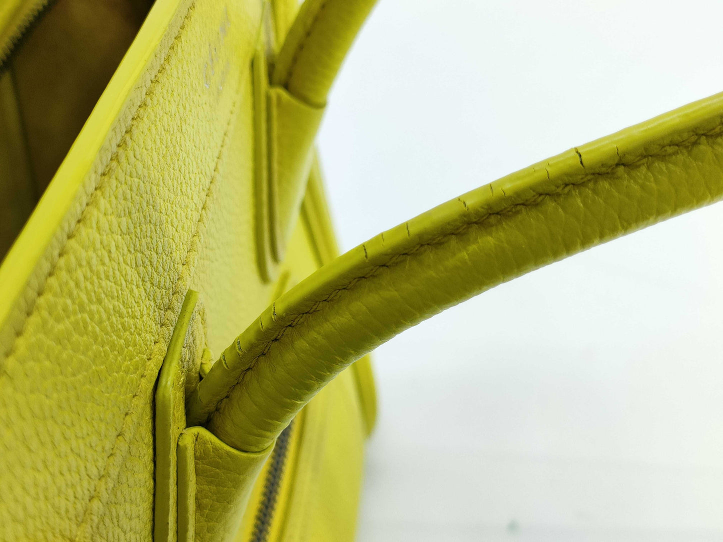 CELINE Luggage Nano Leather Handbag Yellow-Green