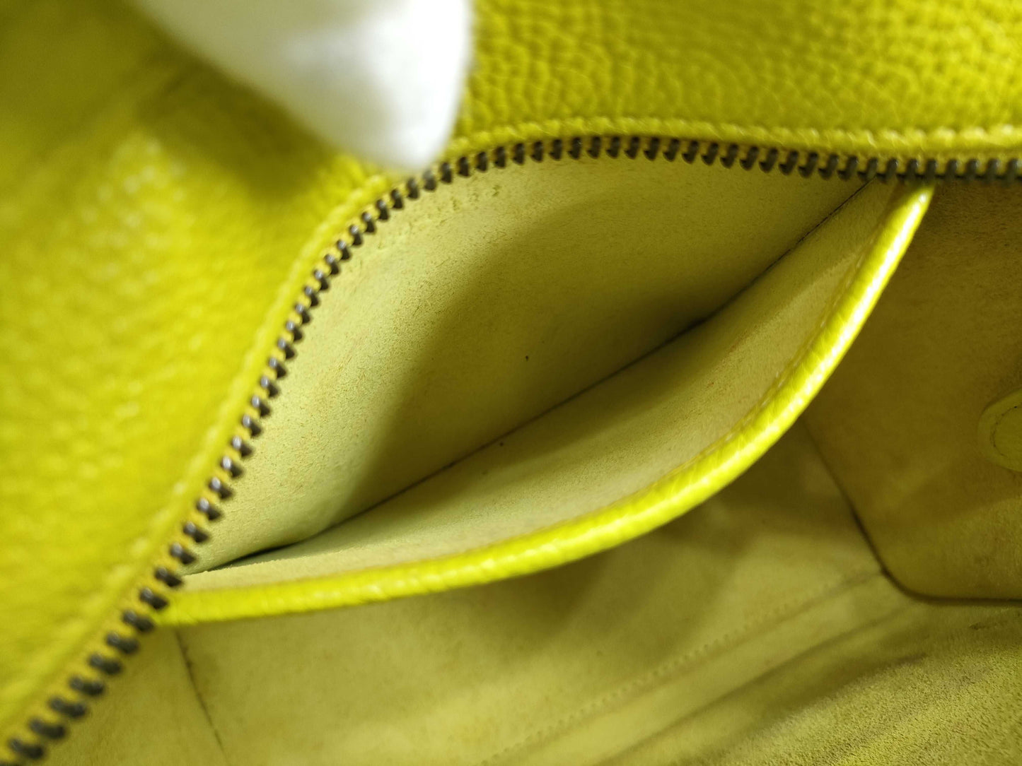CELINE Luggage Nano Leather Handbag Yellow-Green