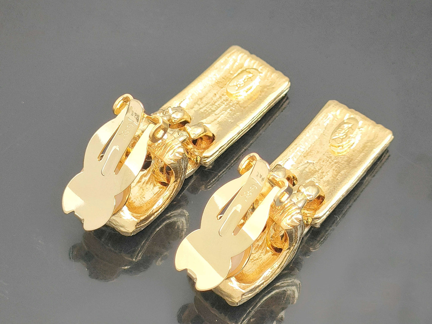 Yves Saint Laurent Yves Saint Laurent Gold-Colored Swing Plate Earrings 23.9g