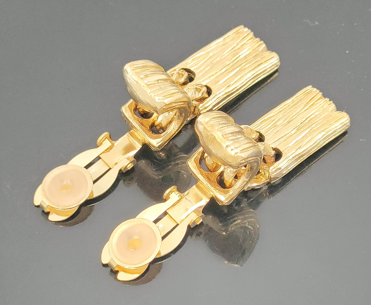 Yves Saint Laurent Yves Saint Laurent Gold-Colored Swing Plate Earrings 23.9g
