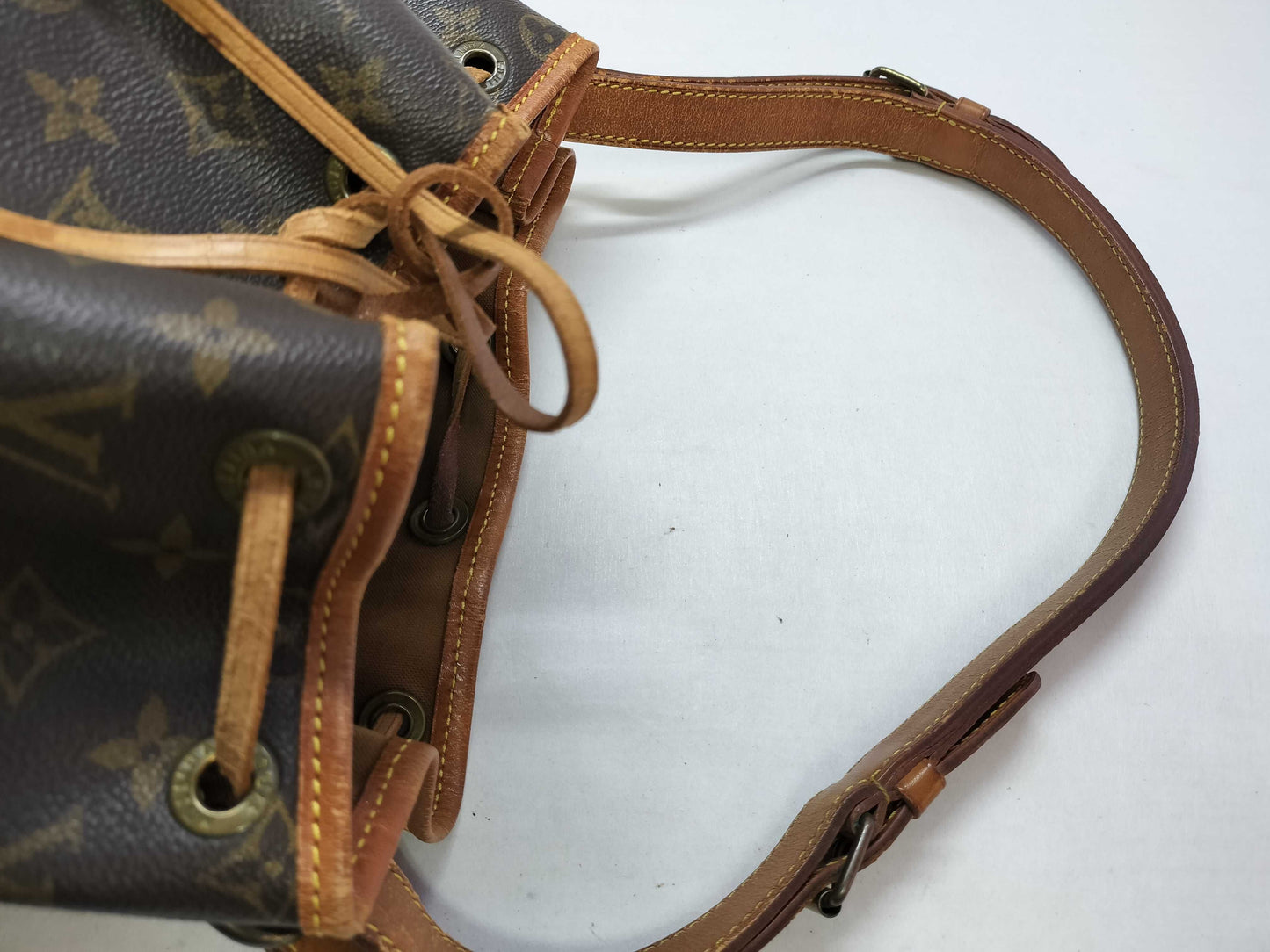 LOUIS VUITTON Monogram Noe M42224 AR1911 Shoulder Bag