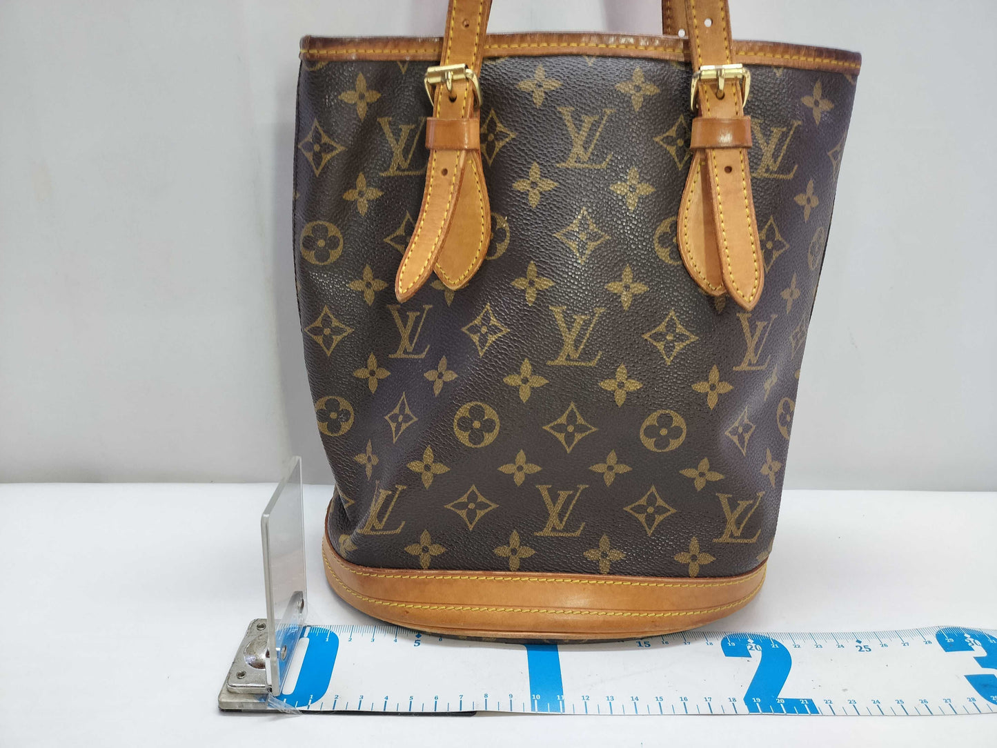 LOUIS VUITTON Monogram Monogram Bucket PM M42238 VI1918 Tote Bag