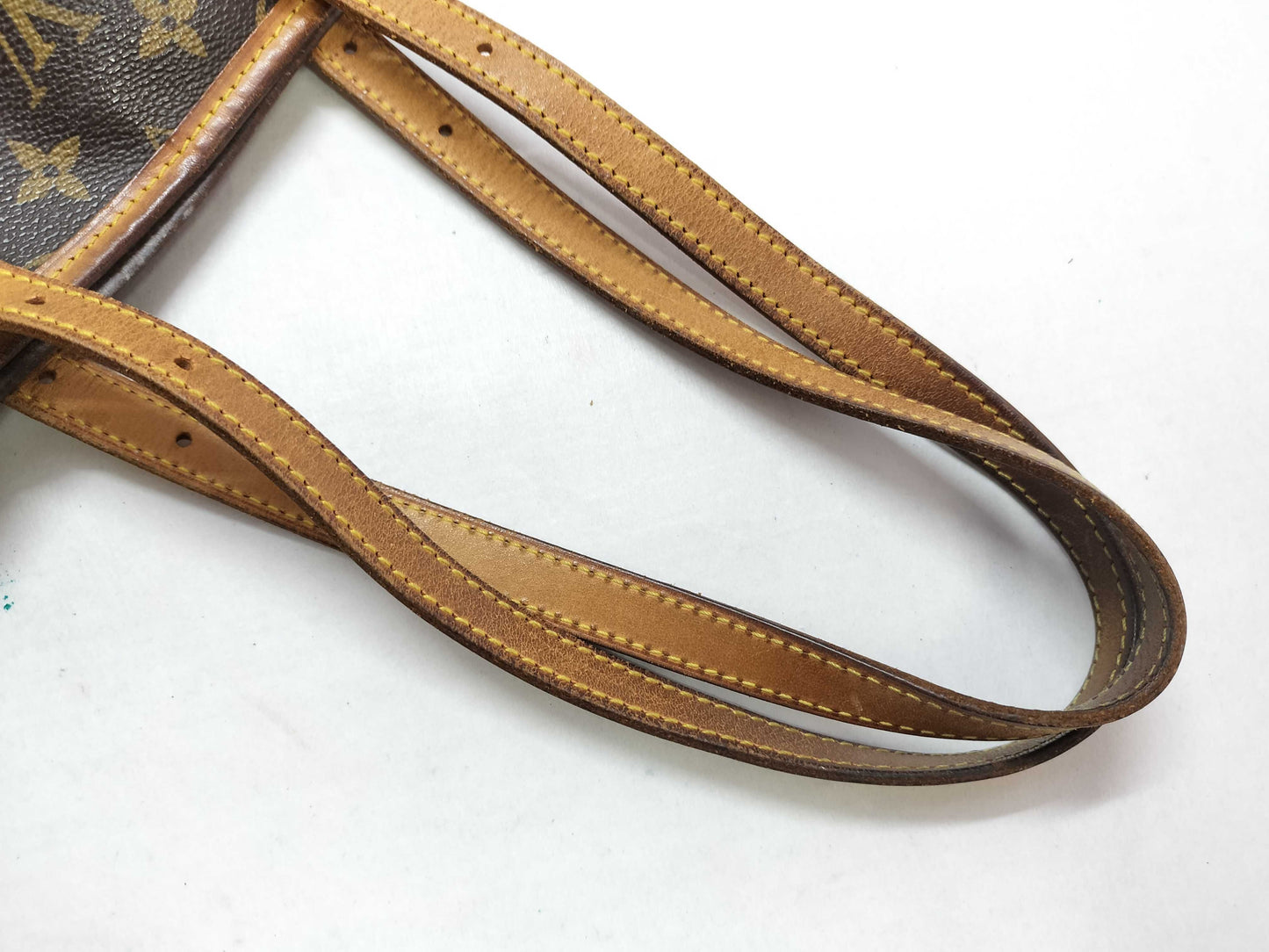 LOUIS VUITTON Monogram Monogram Bucket PM M42238 VI1918 Tote Bag