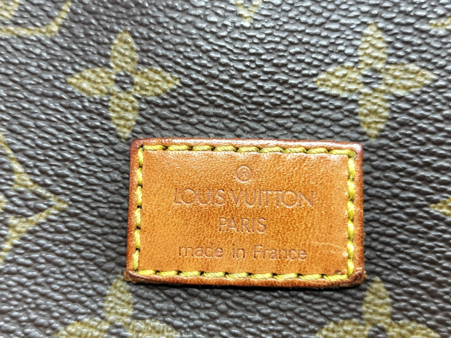 LOUIS VUITTON Monogram Saumur M42256 AR0925 Shoulder Bag
