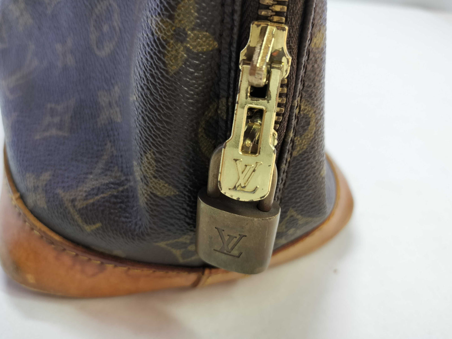 LOUIS VUITTON Monogram Alma M51130 VI0963 Handbag