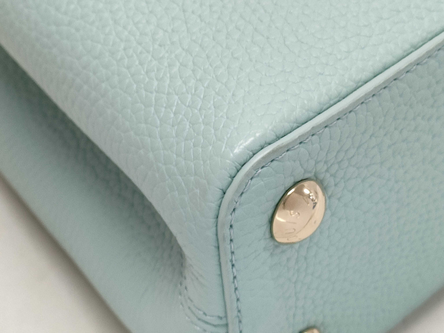 LOUIS VUITTON Capucines BB Ostrich Leather Handbag N84073