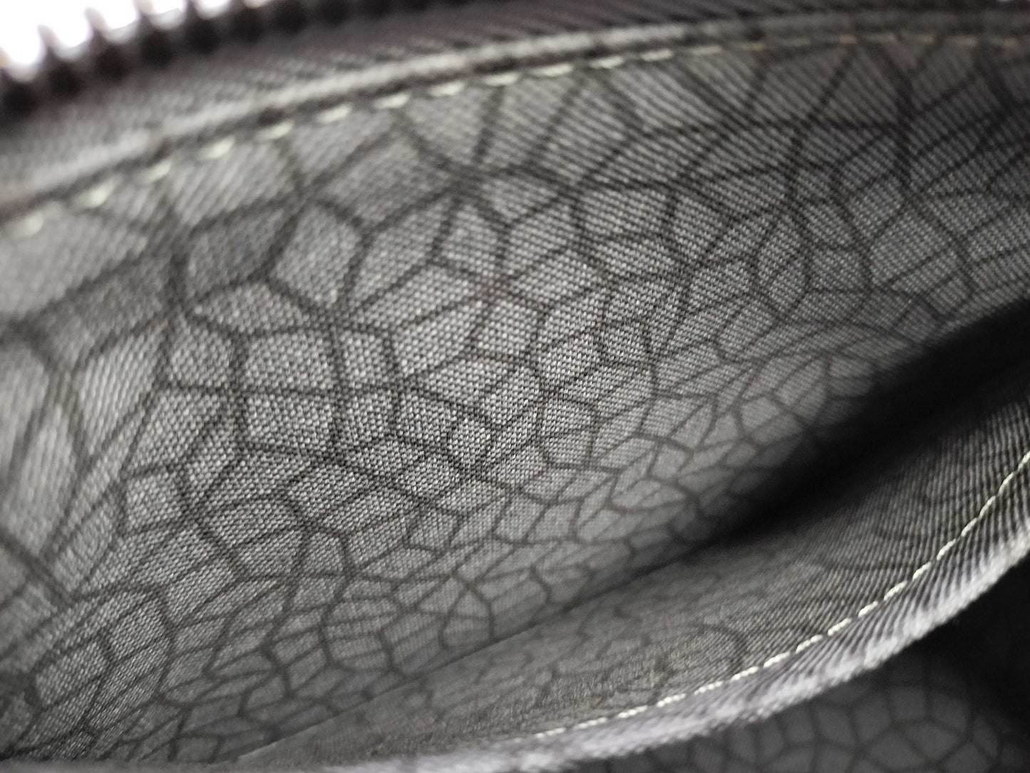 LOUIS VUITTON Keepall Bandouliere 25 Handbag by Yayoi Kusama M46437