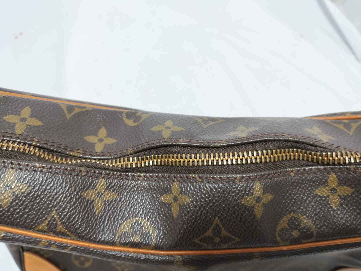 LOUIS VUITTON M51260 Monogram Louis Vuitton Boulogne 35 Shoulder Bag