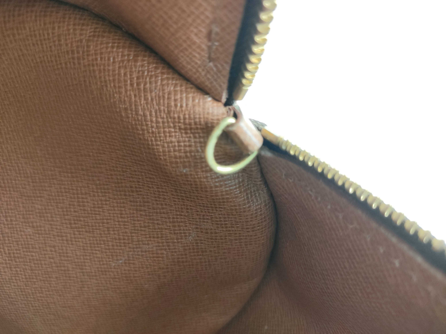 LOUIS VUITTON M51365 Monogram Louis Vuitton Papillon 30 Handbag