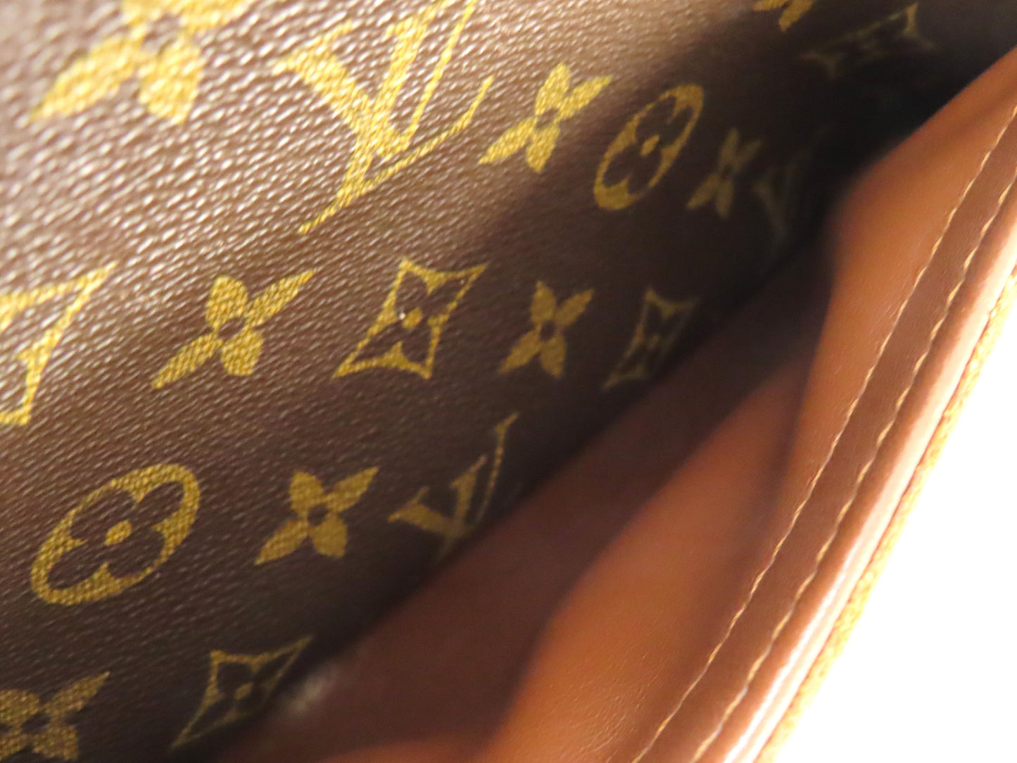LOUIS VUITTON Monogram Galliera PM Shoulder Bag