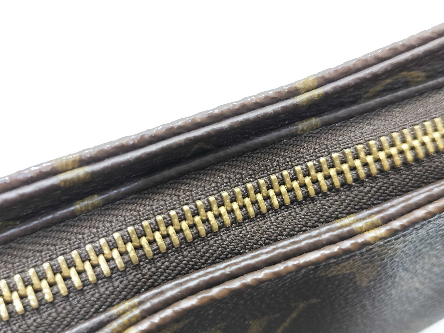 LOUIS VUITTON M51146 Monogram LOUIS VUITTON M51146 Monogram M51146 Looping MM Shoulder Bag