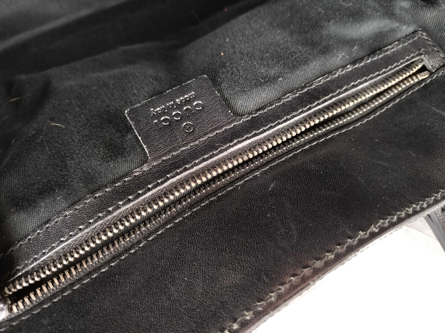 GUCCI GG Canvas Tote Bag, Black, 106251