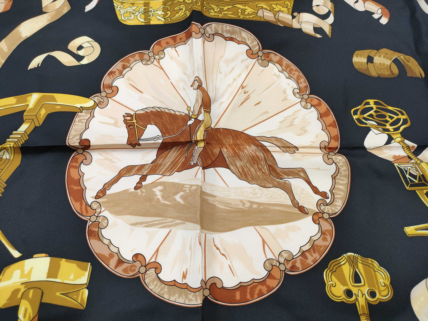 HERMES Carre 90 Sawdust Other Accessories
