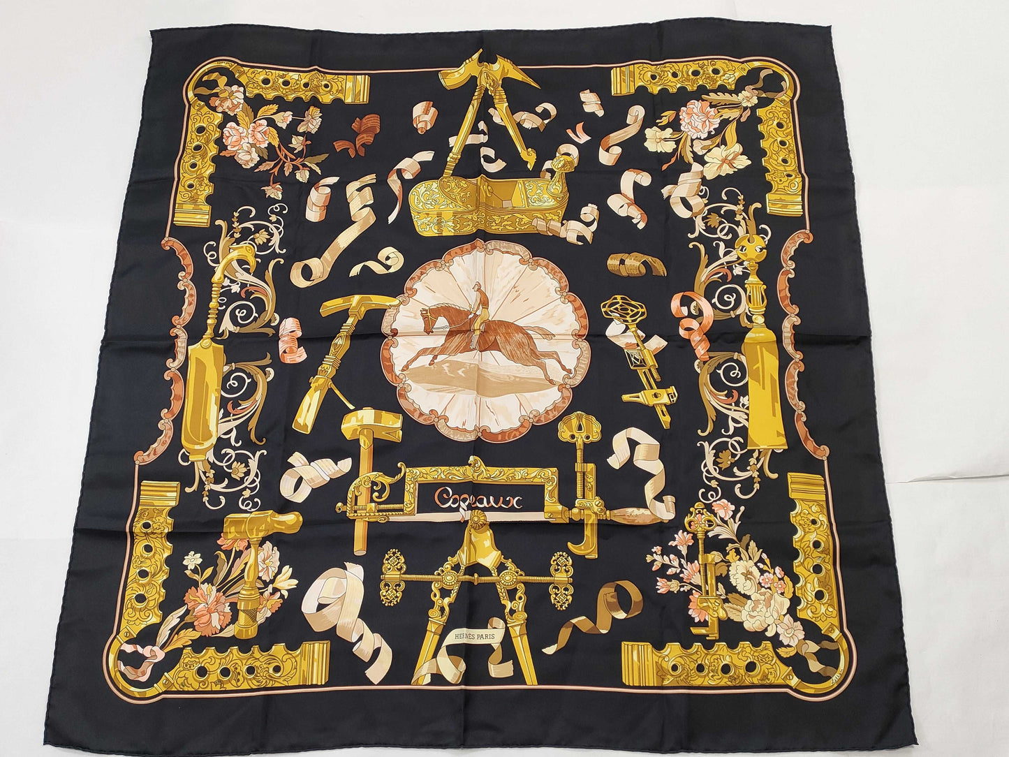 HERMES Carre 90 Sawdust Other Accessories