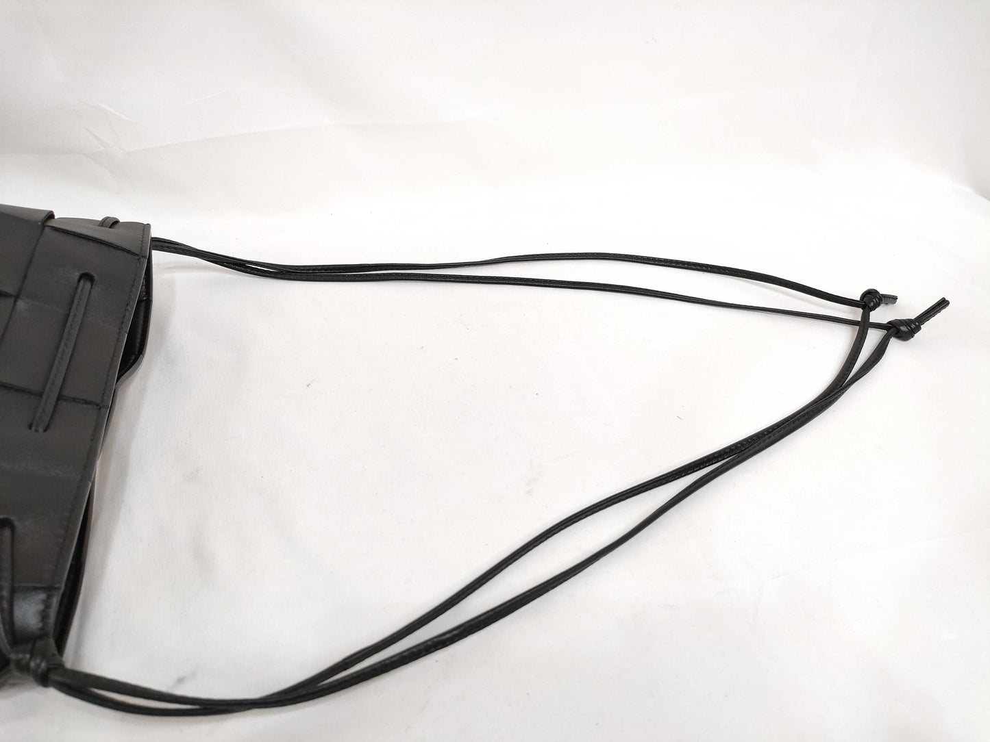 BOTTEGA VENETA Intrecciato Bottega Veneta Maxi Intrecciato Cassette Mini Crossbody Bag Shoulder Bag Black