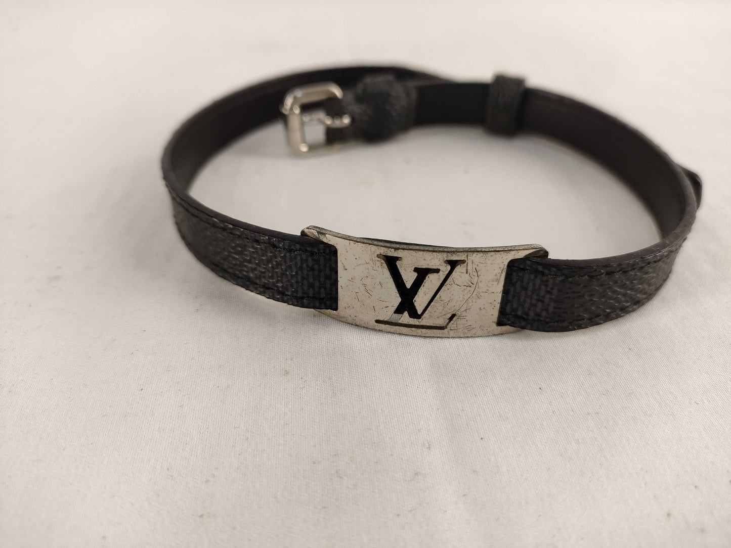 LOUIS VUITTON Damier Graphite Sign It Bracelet