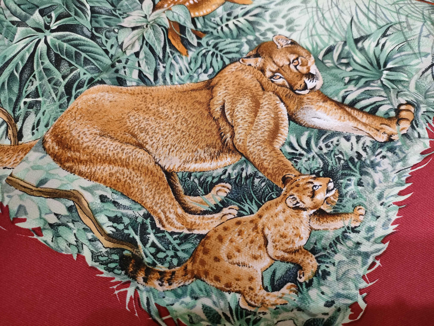 HERMES Carre 90 Large Scarf