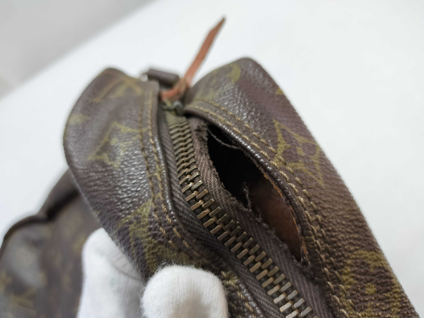 LOUIS VUITTON Monogram Marceau M40264 Shoulder Bag