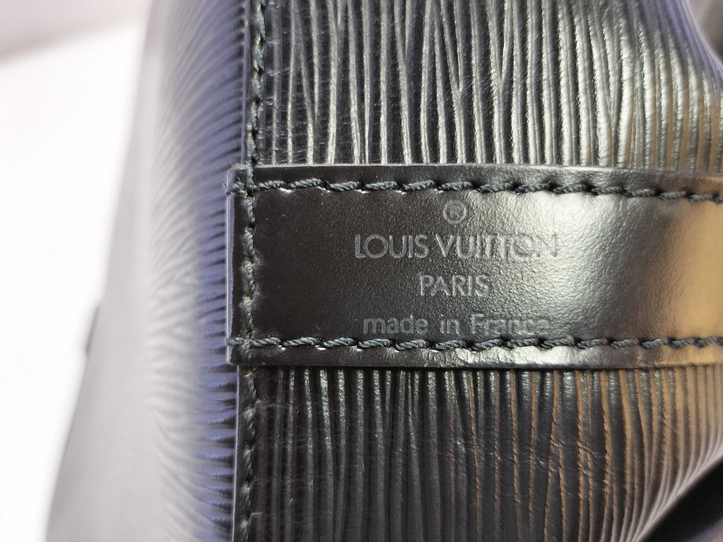 LOUIS VUITTON Epi Petit Noe Noir M59012 Shoulder Bag
