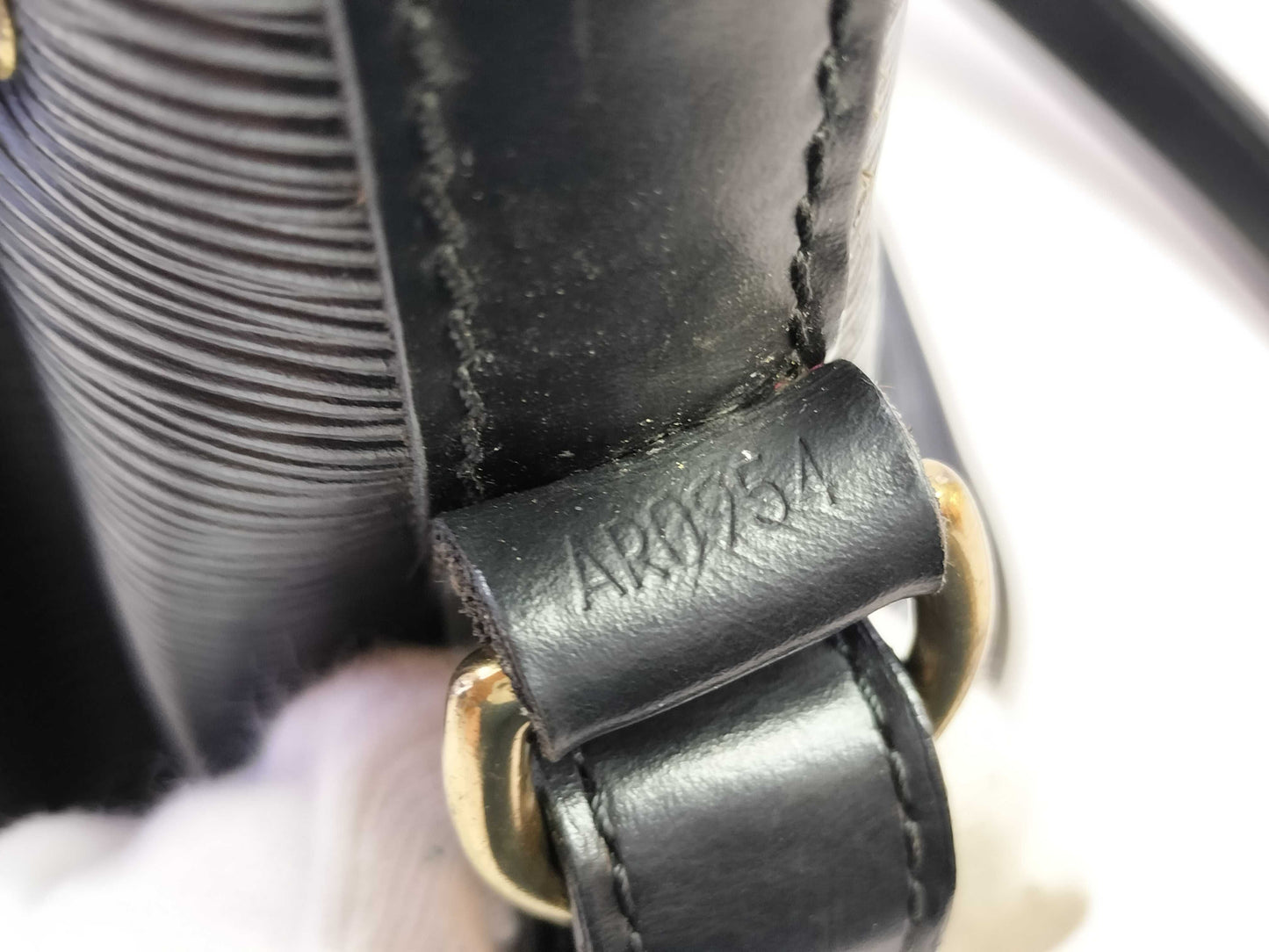 LOUIS VUITTON Epi Petit Noe Noir M59012 Shoulder Bag