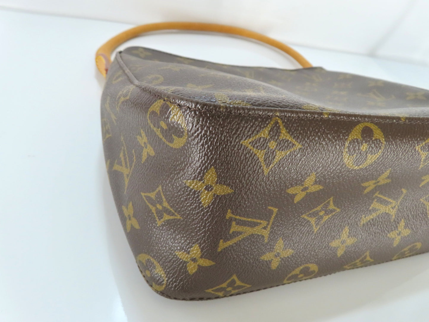 LOUIS VUITTON Monogram Looping MM M51146 Shoulder Bag/Handbag