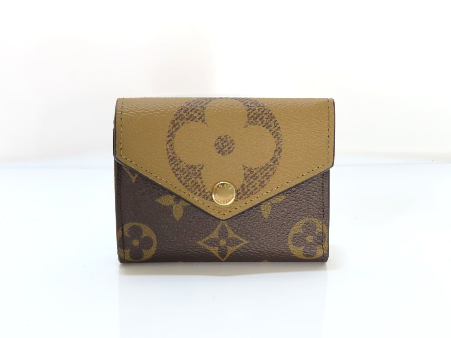 LOUIS VUITTON Monogram Giant Reverse Portefeuille Zoe M80725 RFID Wallet