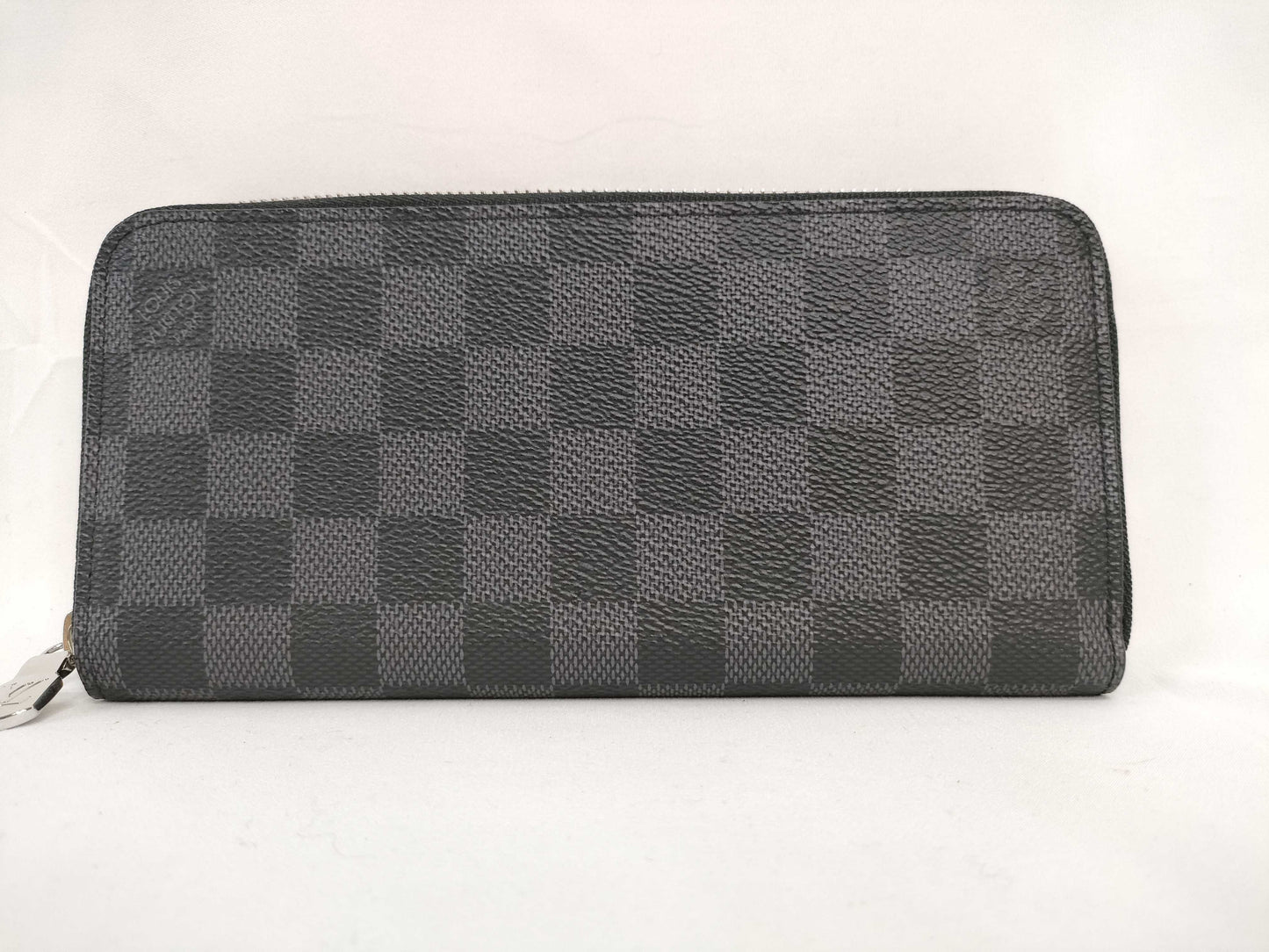 LOUIS VUITTON N 00056 Damier Graphite Zippy Wallet Horizontal N00056 RFID Wallet