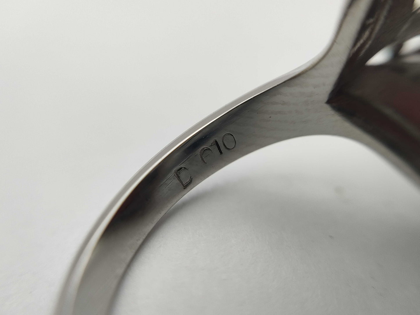 Coral Ring, Diameter: Approx. 13.1mm x 18.1mm, D0.10ct, PT900, 10.5g