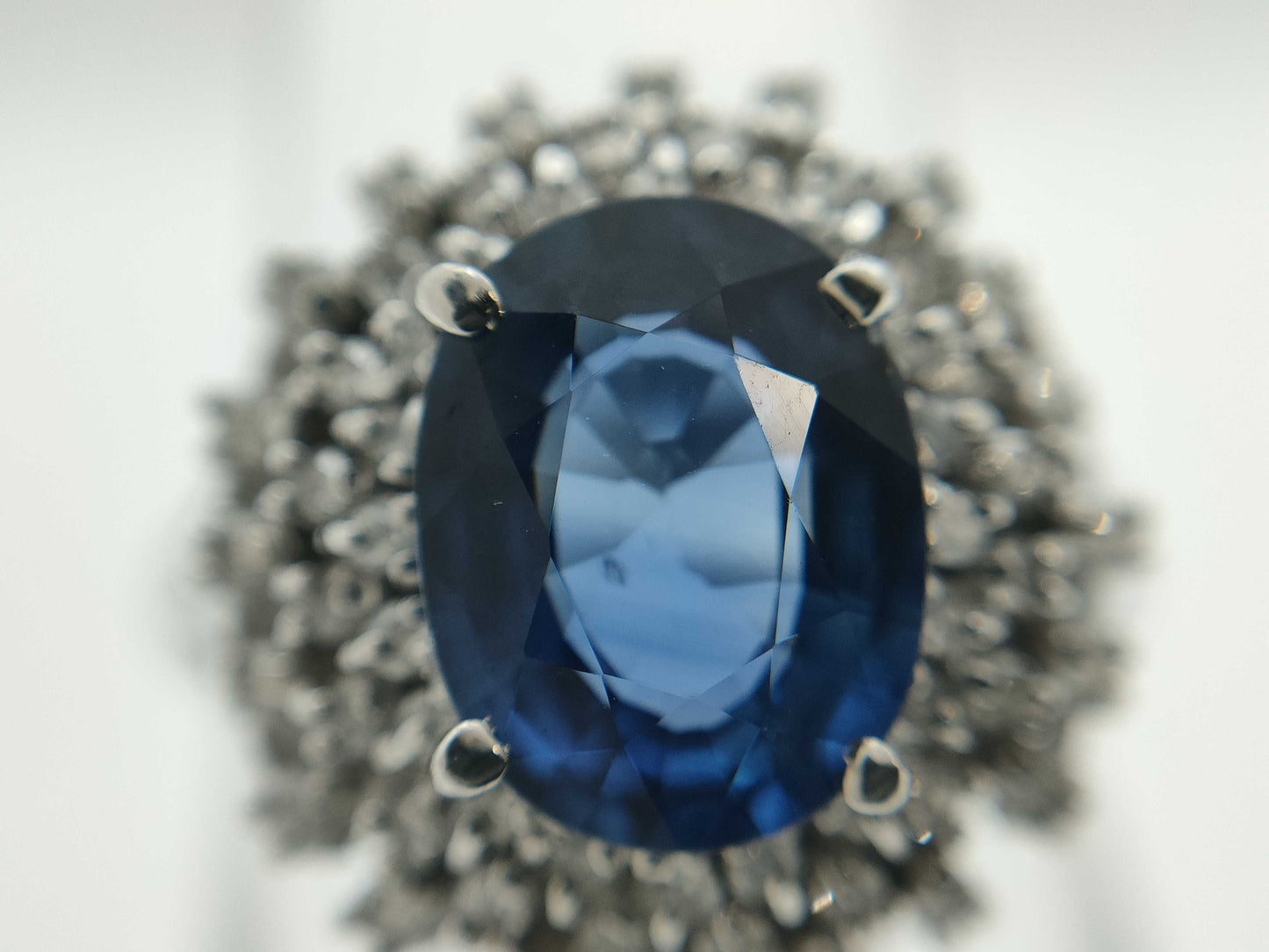 S2.00ct D0.30ct PT900 6.2g Ring
