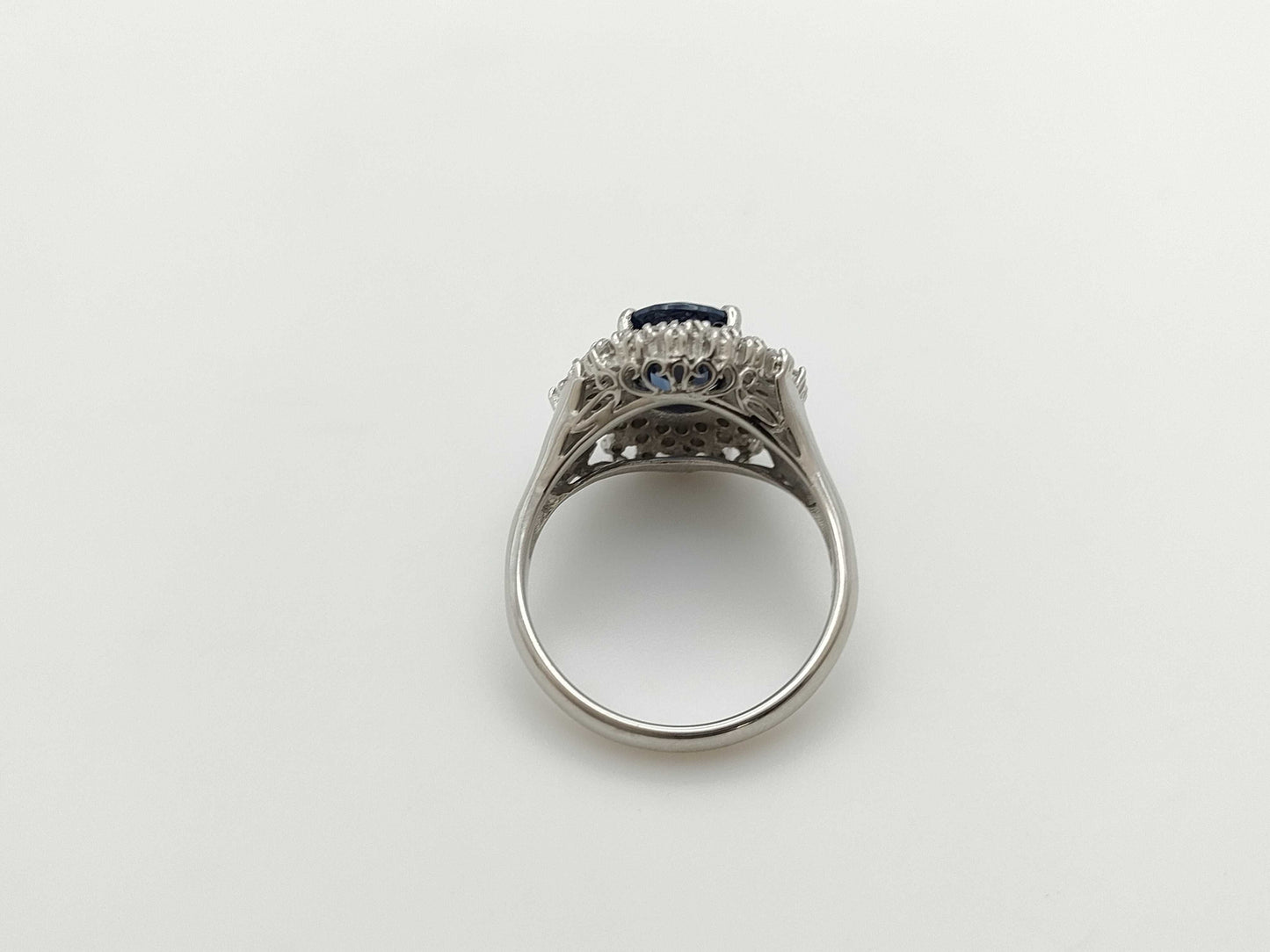 S2.00ct D0.30ct PT900 6.2g Ring
