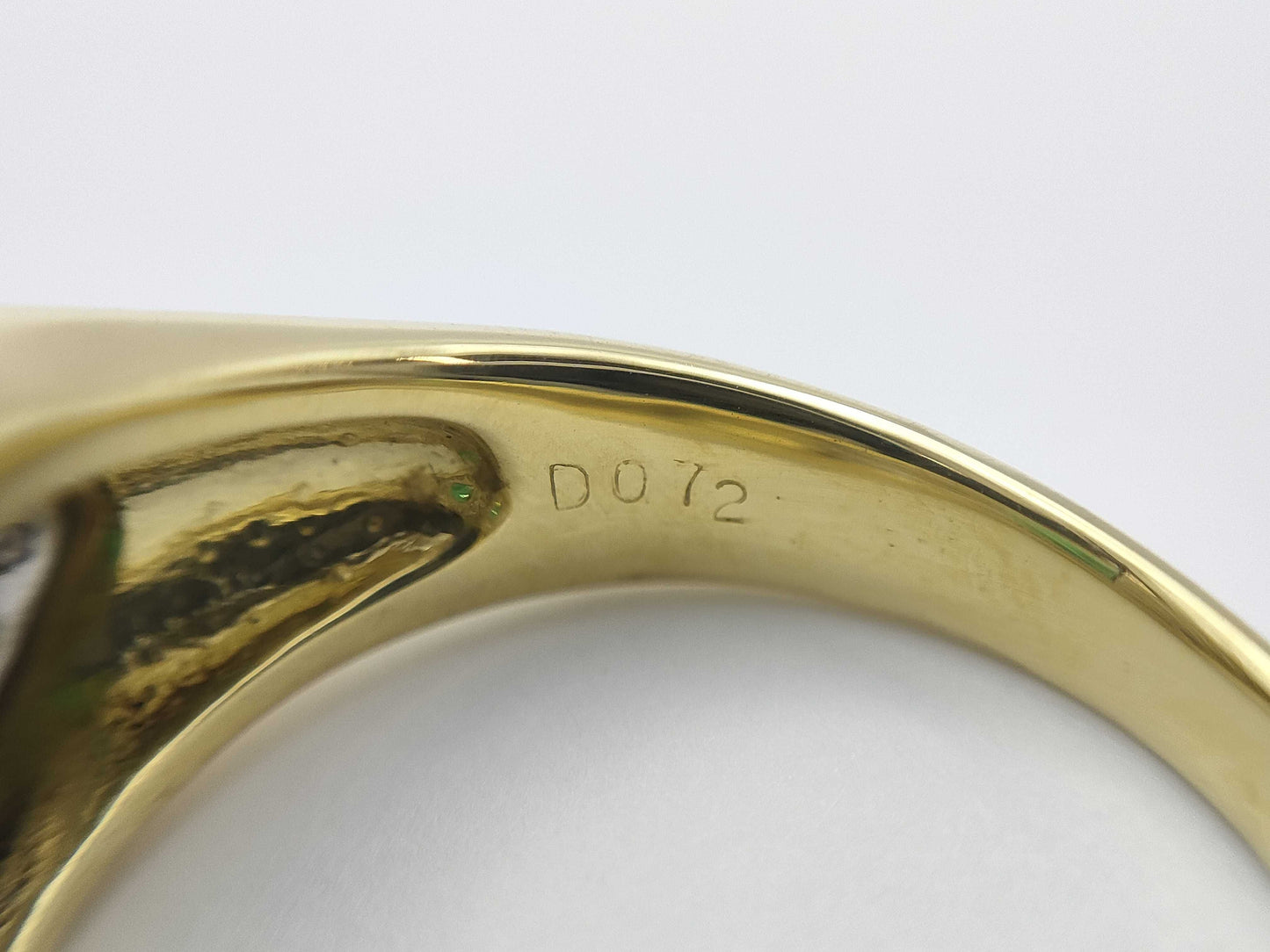 E1.45ct D0.72ct K18/PT900 10g Ring