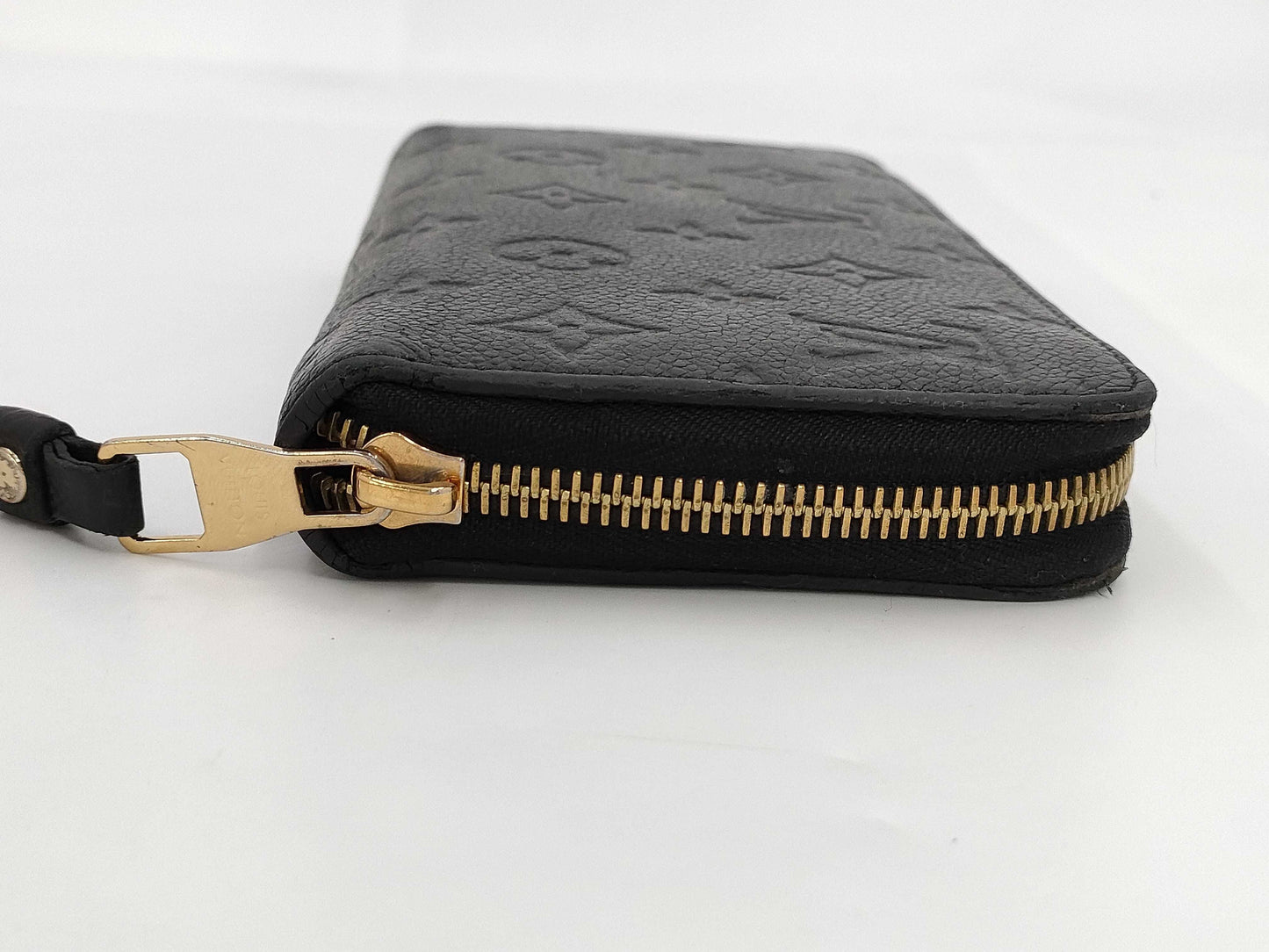 LOUIS VUITTON Monogram Empreinte Zippy Wallet Noir Wallet
