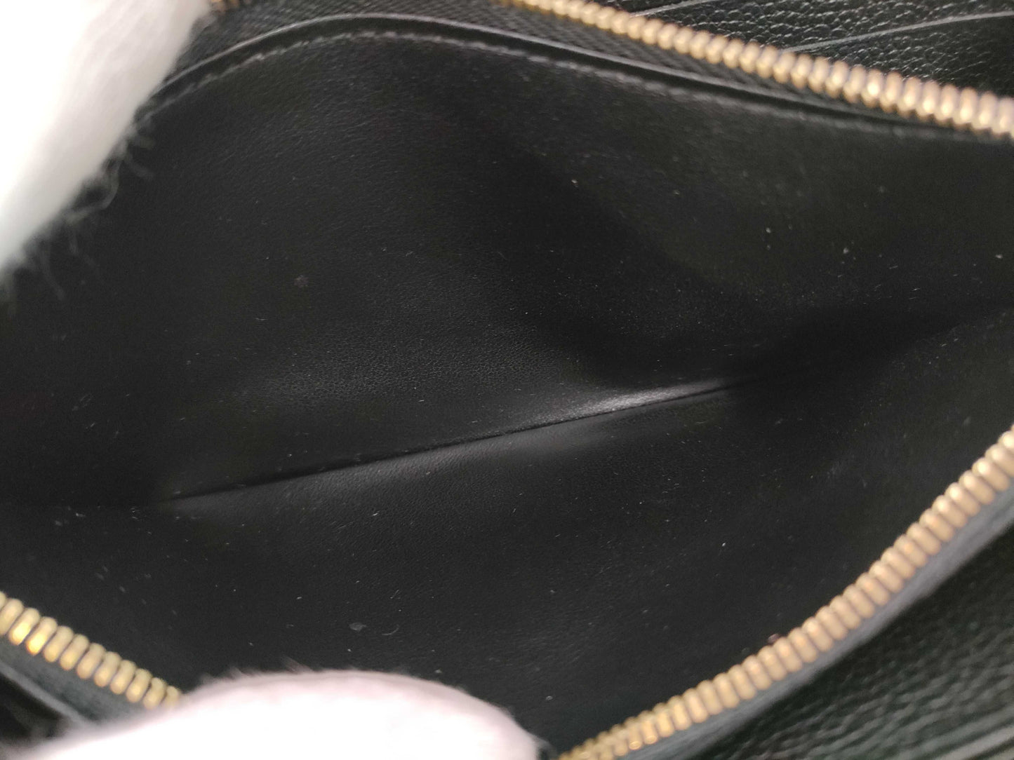 LOUIS VUITTON Monogram Empreinte Zippy Wallet Noir Wallet
