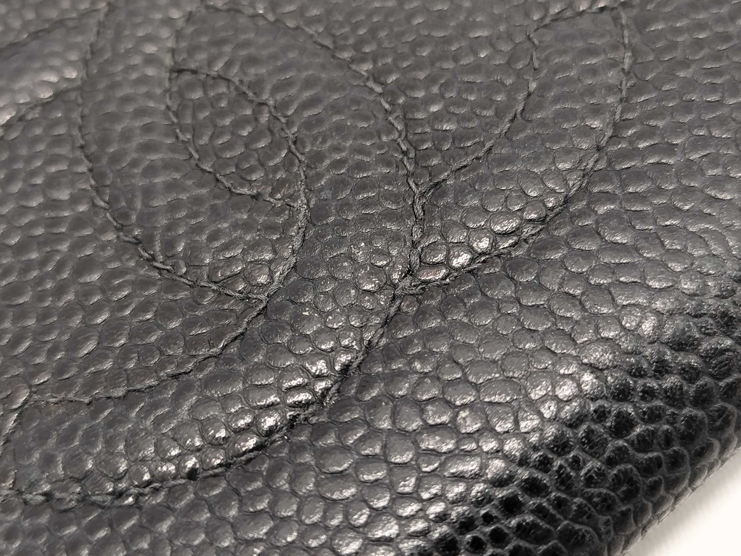 CHANEL Caviar Leather Bifold Wallet