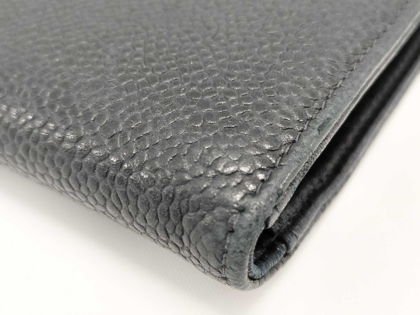 CHANEL Caviar Leather Bifold Wallet
