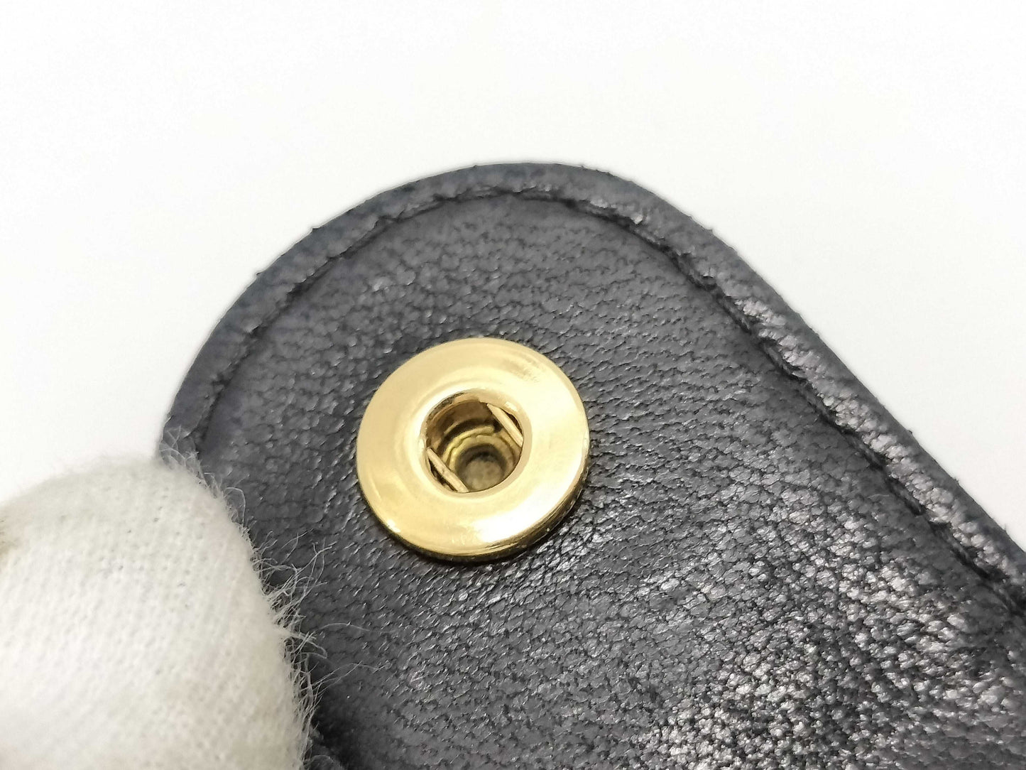 CHANEL Caviar Leather Bifold Wallet