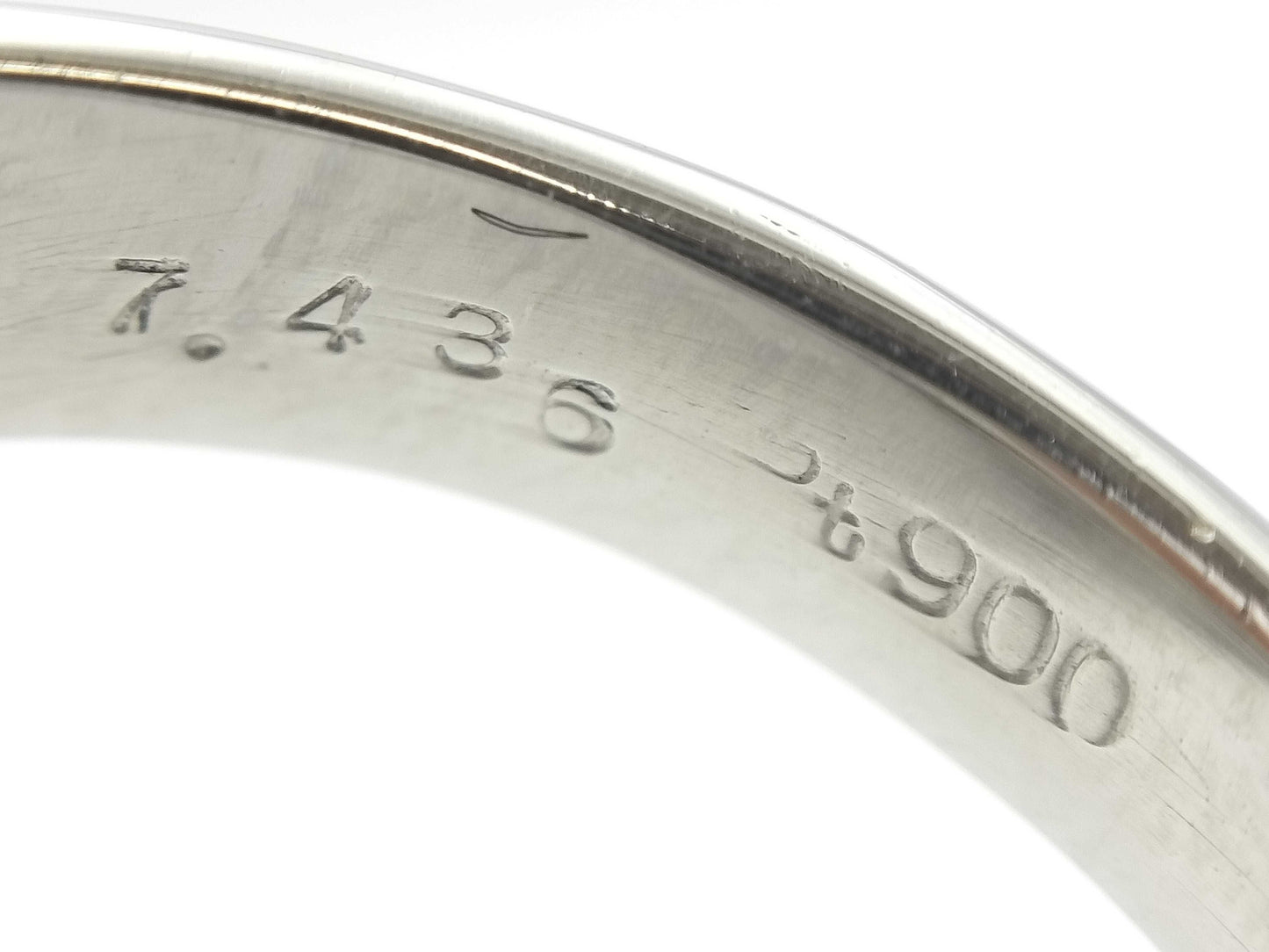 Andesine 7.436c D1.17ct PT900 15.3g Ring
