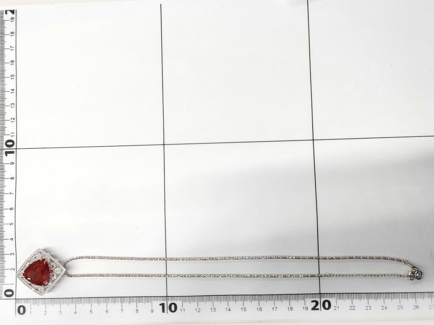 A 11.06ct R 0.04ct D 0.59ct K18/K18WG 13.4g Necklace