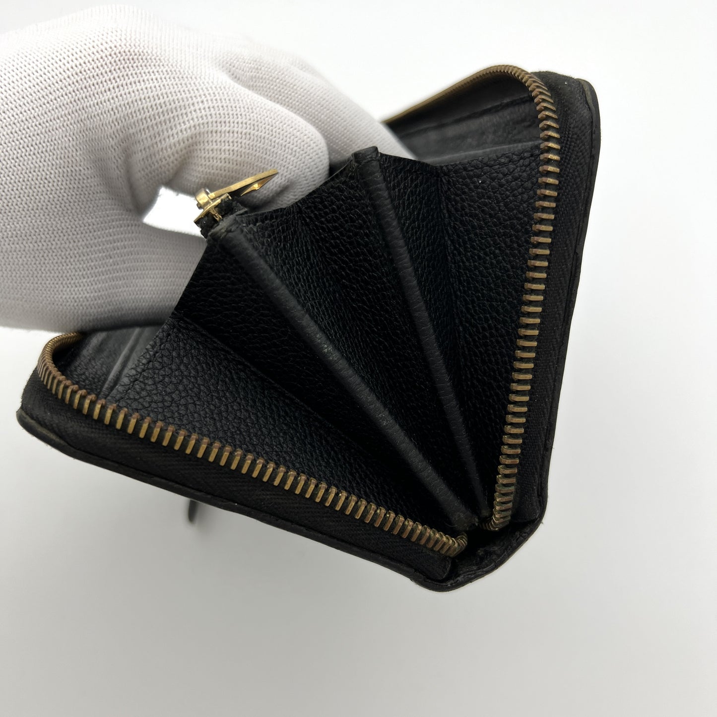 LOUIS VUITTON Louis Vuitton Monogram Empreinte Zippy Wallet